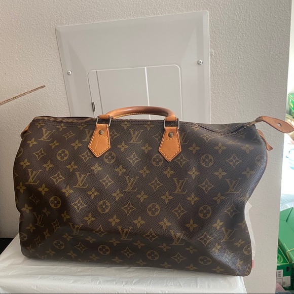 Louis Vuitton Handbags - Louis Vuitton speedy 40 monogram canvas brown